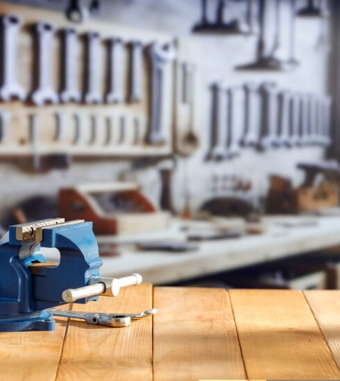 banchi lavoro con morsa